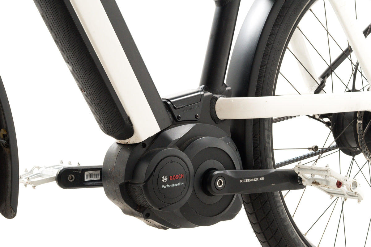 USED 2018 Riese & Muller Charger Nuvinci Medium - Class 3 Electric Hybrid Commuter Bike