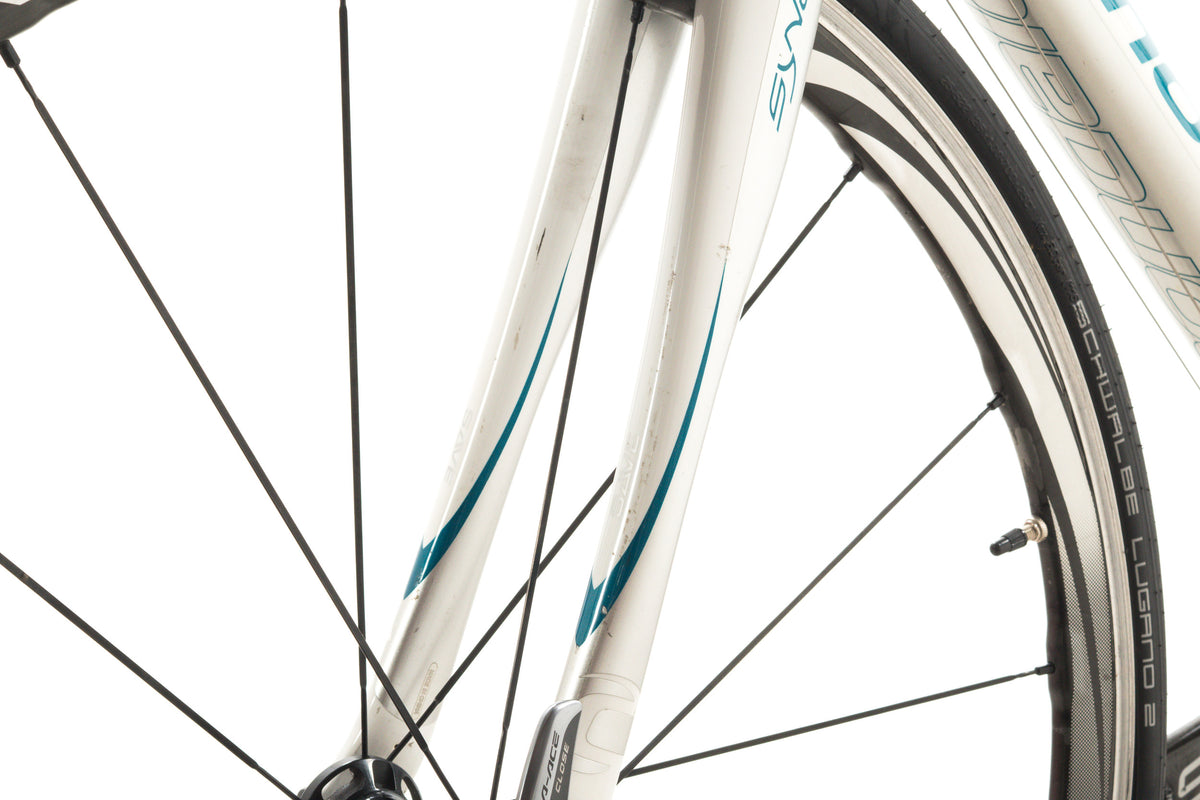 USED Cannondale Synapse 51cm Carbon Road Bike Shimano Ultegra 2x10 Speed White