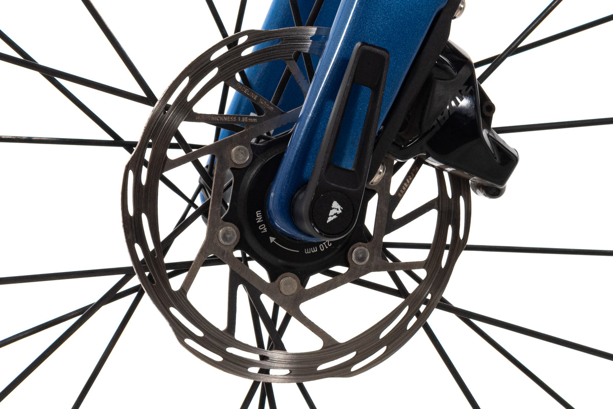 USED 2023 Canyon Ultimate CF SL 7 eTap SRAM Force AXS 2x12 speed XXS 650B Blue