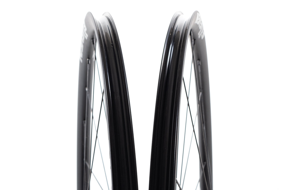 NEW (take off) E11even 700C Alloy Wheelset w/ DT Swiss 370 CL Disc Hubs