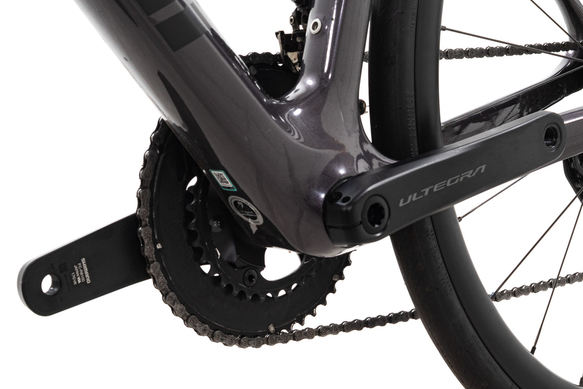 USED 2025 Bianchi Infinito Ultegra Di2 50cm Road Bike 2x12 speed Disc Carbon Wheels