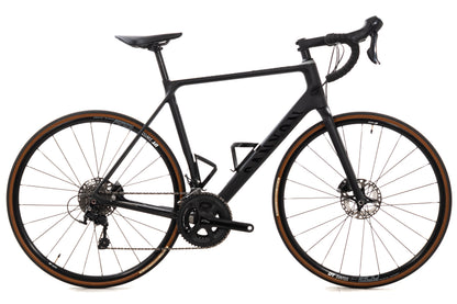 USED 2017 Canyon Endurace CF SL Large Carbon Disc Road Bike Shimano 105 2x11 speed Black