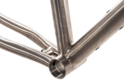 NEW (old stock) 2007 Seven Cycles XXS  Titanium Touring/Cross Disc Frame 26"/650 wheel