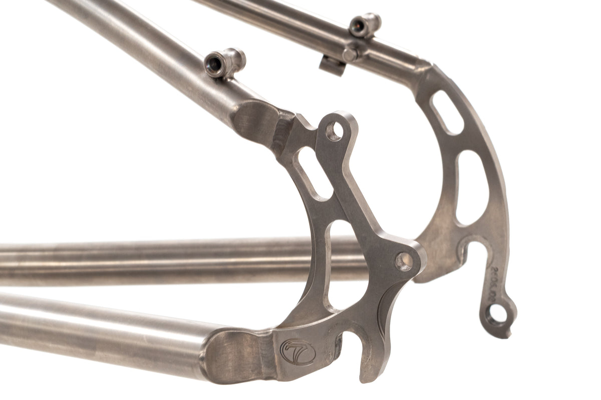 NEW (old stock) 2007 Seven Cycles XXS  Titanium Touring/Cross Disc Frame 26"/650 wheel