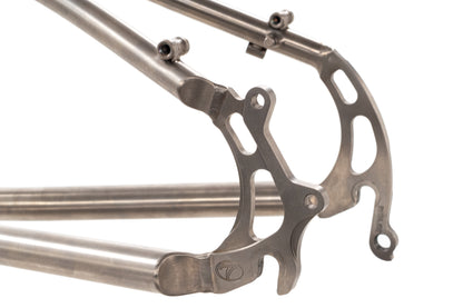 NEW (old stock) 2007 Seven Cycles XXS  Titanium Touring/Cross Disc Frame 26"/650 wheel