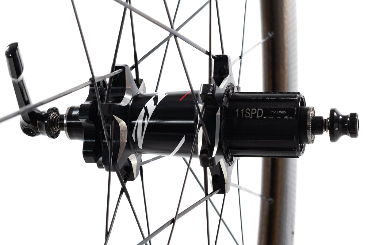 USED Zipp 404 Carbon QR 6-Bolt Disc Wheelset