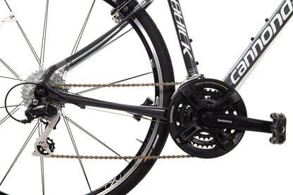 USED Cannondale Quick 4 Medium Fitness Hybrid Shimano Alivio 3x8 spd Carbon Fork