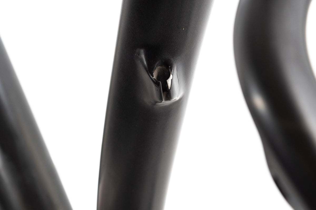USED Santa Cruz Highball V1 (2011- 2014) Medium Carbon Hardtail Mountain Bike Frame Quick Release 135mm