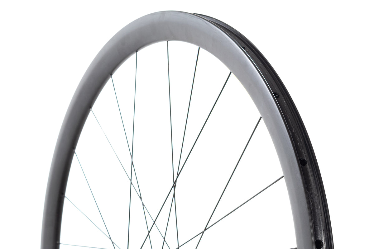 USED Cannondale Hollowgram 35 700C Front Carbon Wheel CL Disc 12x100mm Thru Axle
