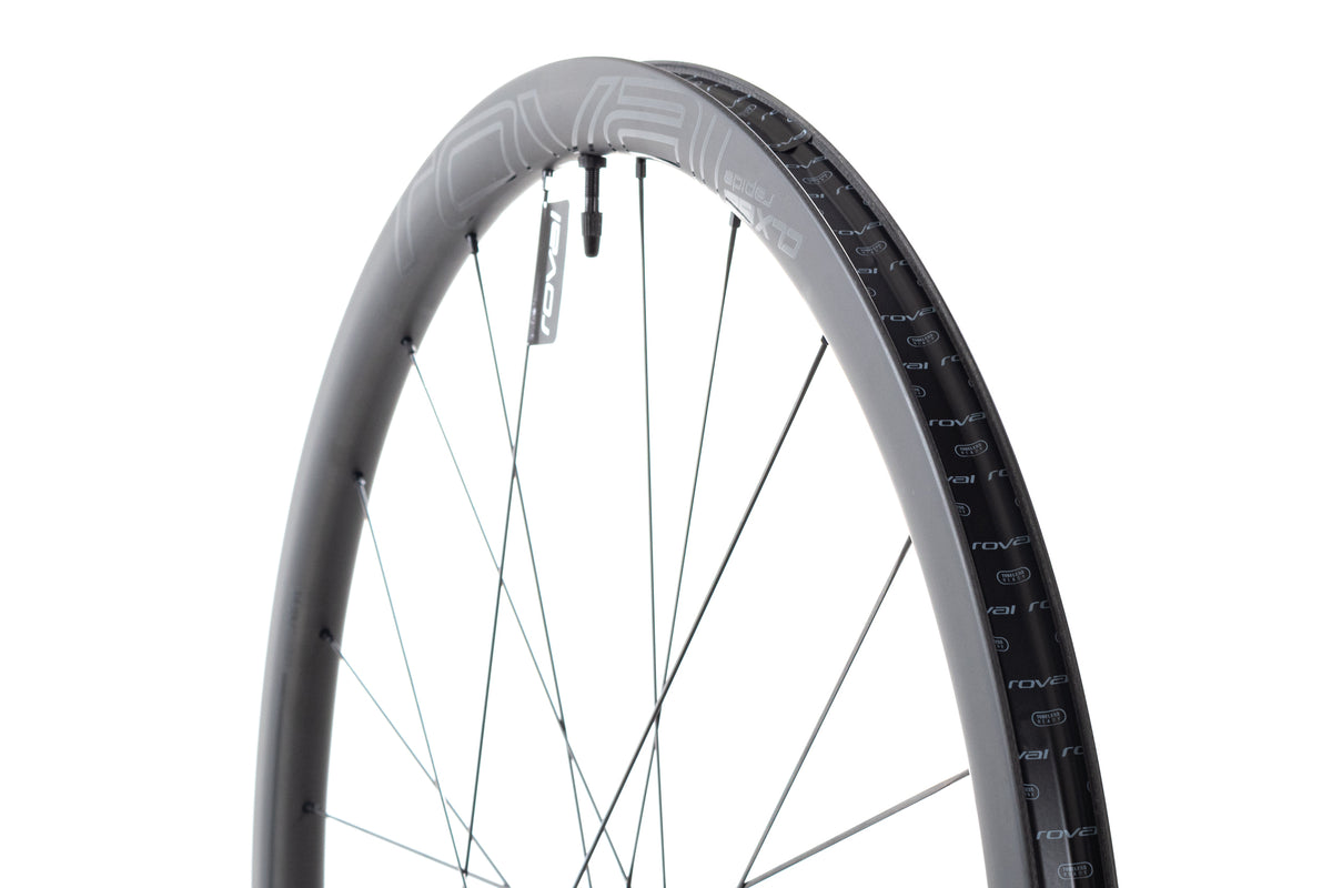 NEW out of box Roval Rapide CLX 32 700C CL Disc Carbon Rear Wheel Shimano HG 12x142mm Thru Axle