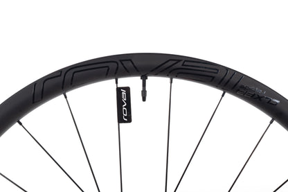 NEW out of box Roval Rapide CLX 32 700C CL Disc Carbon Rear Wheel Shimano HG 12x142mm Thru Axle