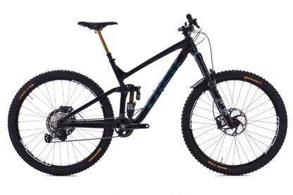 USED 2019 Trek Slash 8 Mountain Bike Large 19.5" Shimano XT Chris King Fox 38