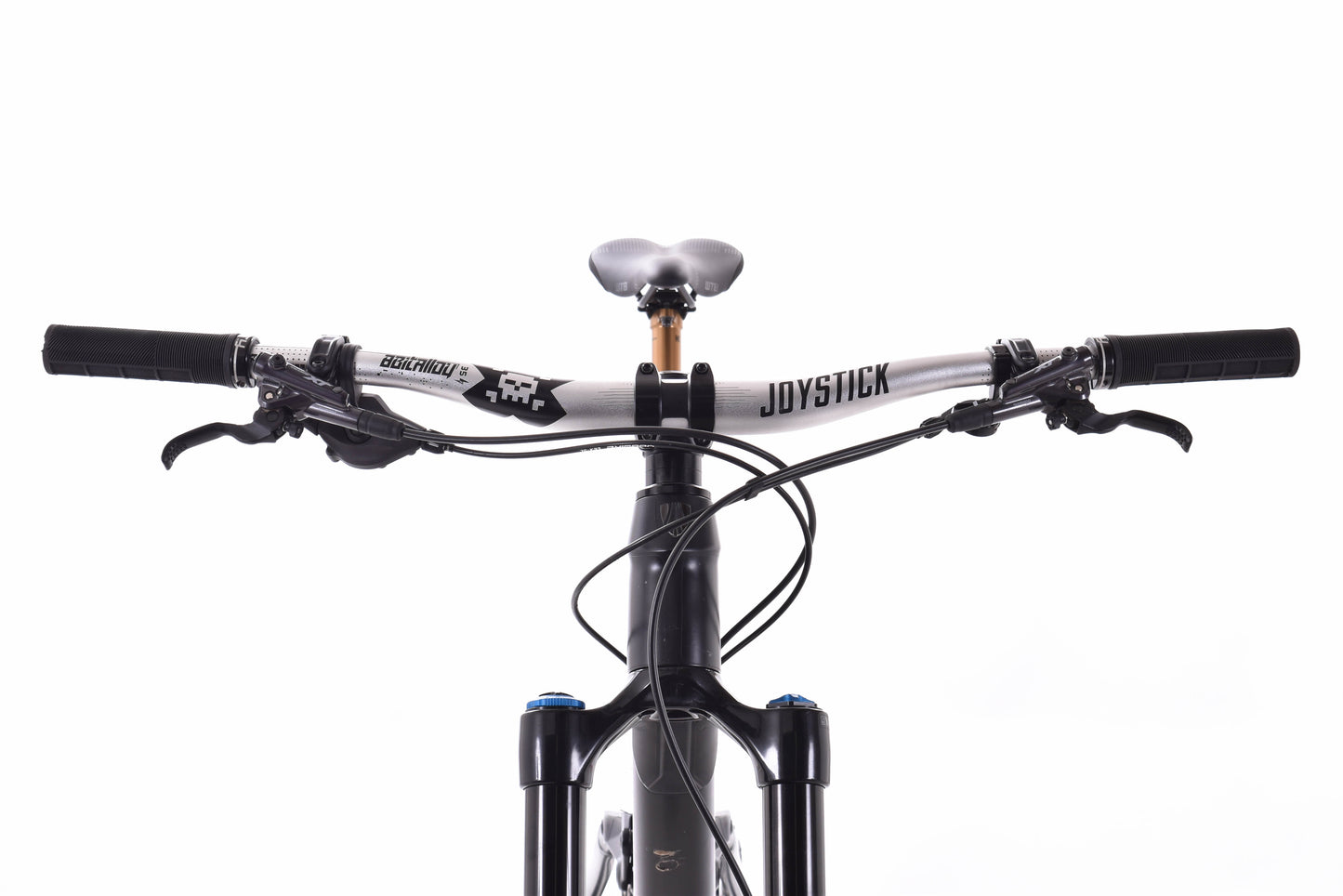 USED 2019 Trek Slash 8 Mountain Bike Large 19.5" Shimano XT Chris King Fox 38
