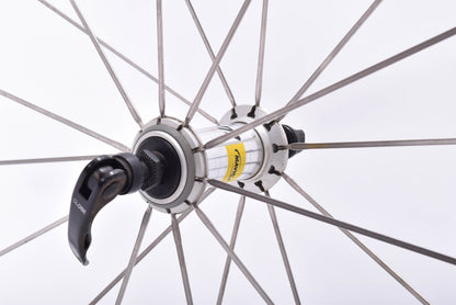 USED Mavic Aksium Race 700C Alloy Road Wheelset Rim Brake Quick Release HG 11 speed Silver