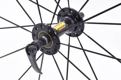 USED Mavic Aksium Race 700C Alloy Road Wheelset Rim Brake Quick Release