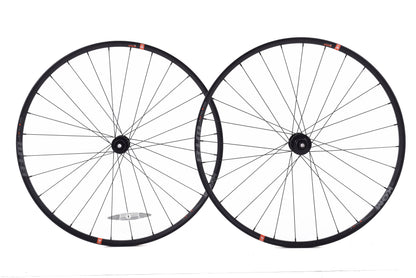 NEW Take Off WTB KOM i21 700C Wheelset 12mm Thru Axle Center Lock Disc