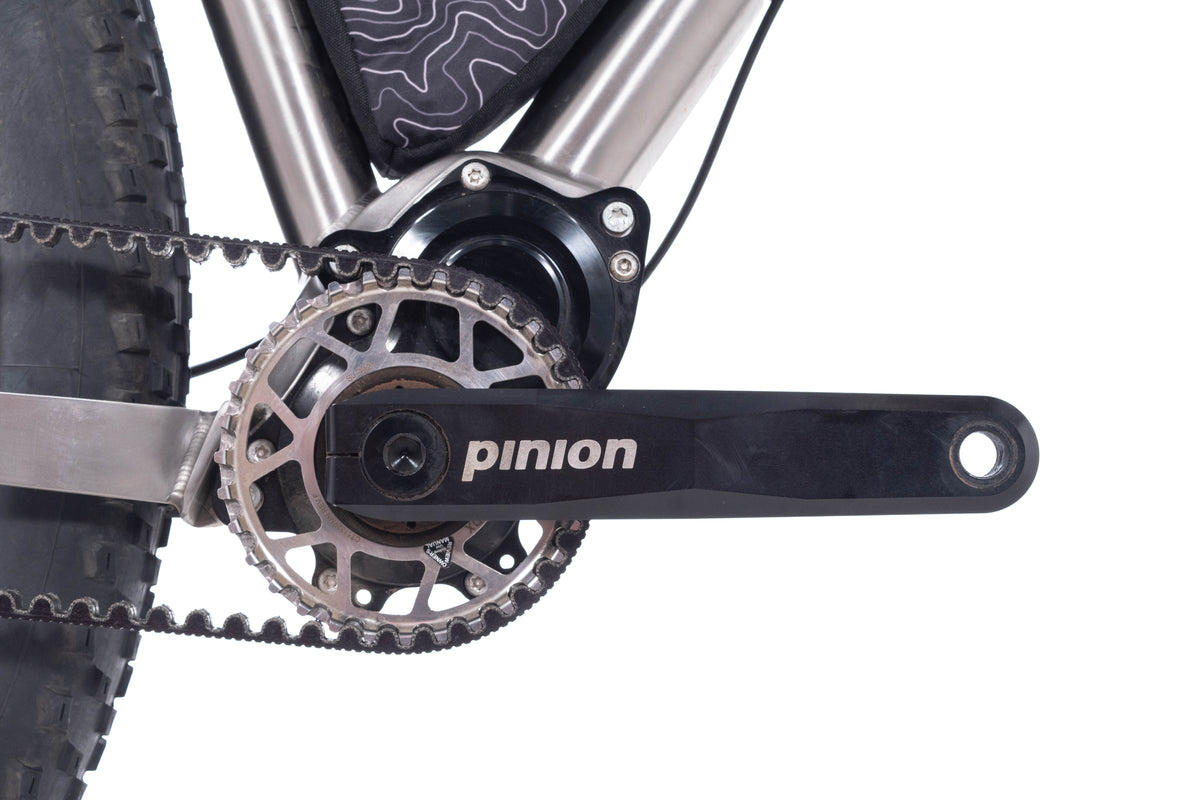 USED Solace Cycles OM-2P Med Titanium Pinion 18 Gearbox Gates Belt Drive Mountain Touring Bike