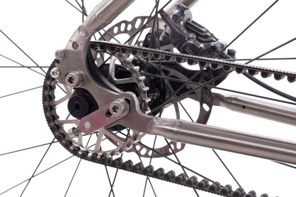 USED Solace Cycles OM-2P Med Titanium Pinion 18 Gearbox Gates Belt Drive Mountain Touring Bike