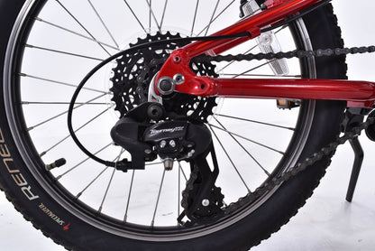 USED 2019 Specialized Hot Rock 7 Speed Alloy Kids Bike