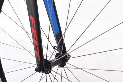 USED 2017 Felt FR60 Road Bike 56cm Shimano Claris 2x8 speed Aluminum Frame Carbon Fork Blue/Red
