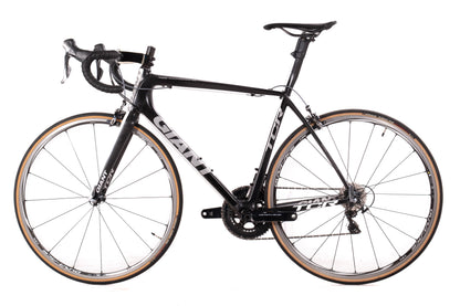 USED 2011 Giant TCR Advanced SL 2 M/L Carbon Road Bike Shimano Dura-Ace 2x11 with ISP, Pioneer Power Meter