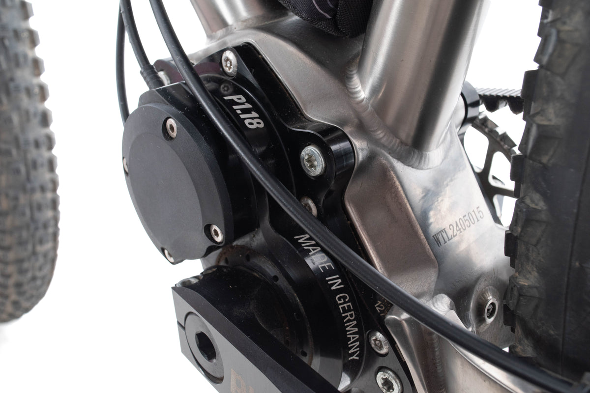 USED Solace Cycles OM-2P Med Titanium Pinion 18 Gearbox Gates Belt Drive Mountain Touring Bike