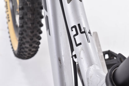 USED Vitus 24+ Alloy Kids Rigid Mountain Bike 1x7 speed Silver