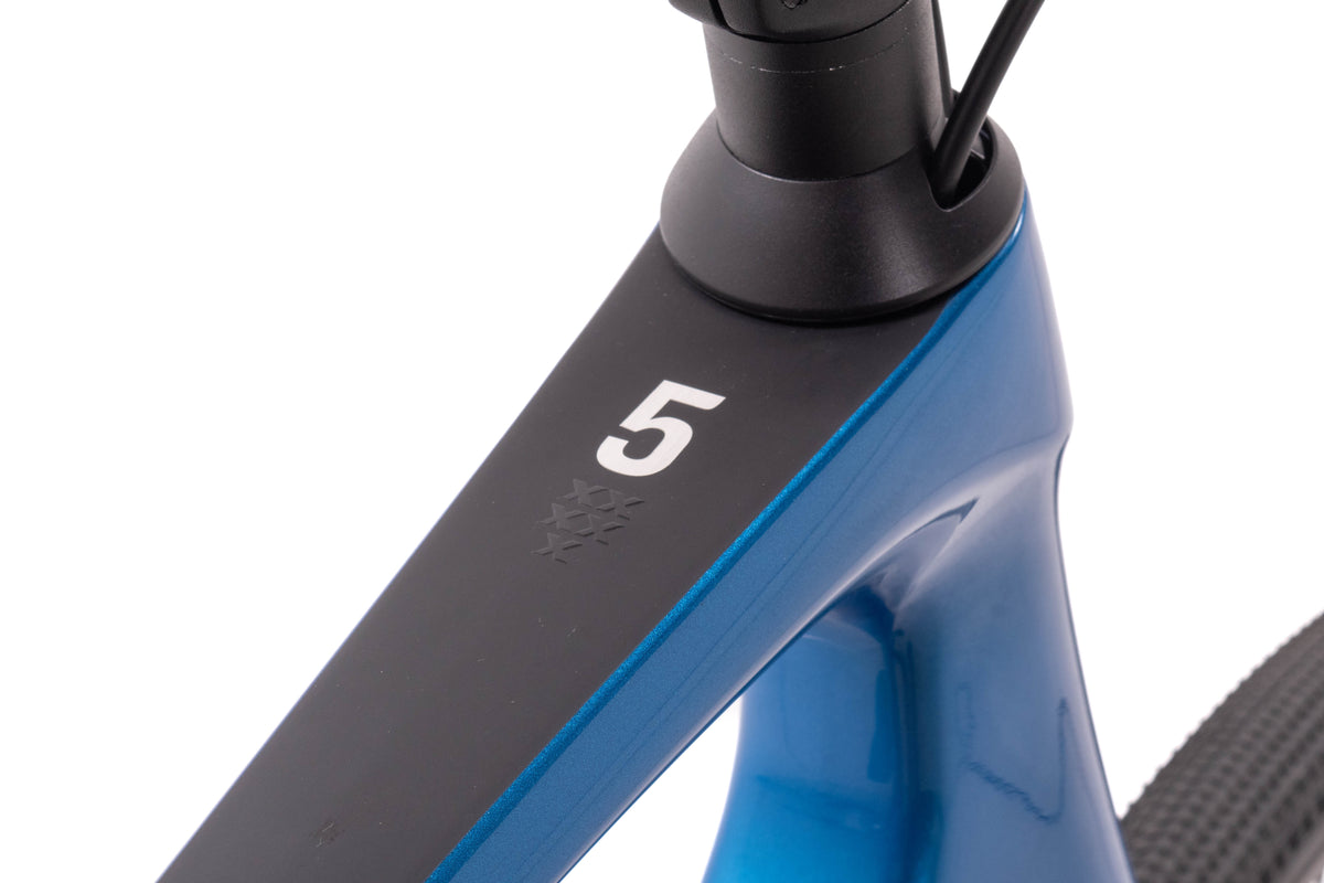 USED 2025 Trek FX Sport 5 Large Carbon Flat Bar Fitness Hybrid Bike SRAM Apex 1x11 speed Blue