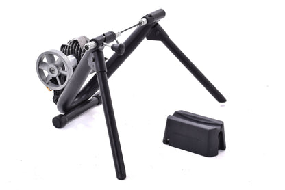 USED Saris Fluid 2 Indoor Rear Wheel Cycling Trainer w/ Wheel Block