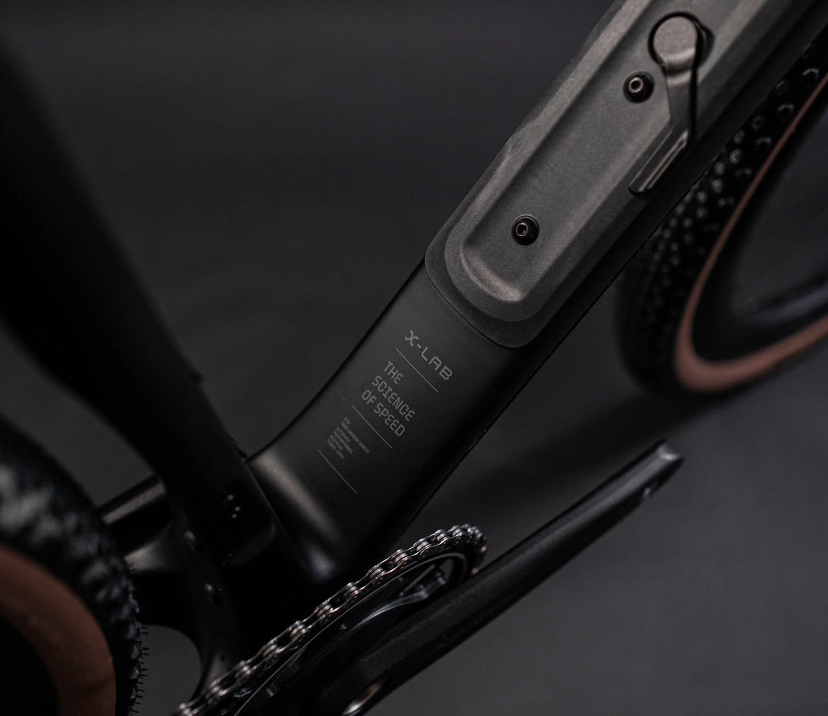 NEW X-LAB GT8 Carbon Gravel / Adventure Bike - Shimano GRX RX717 Di2 1x12 Speed, Carbon Wheels