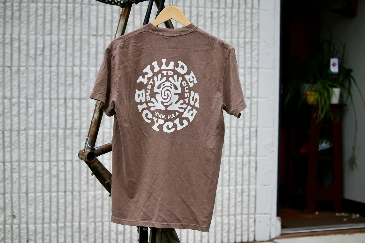 NEW Wilde Spiral Frog T-Shirt