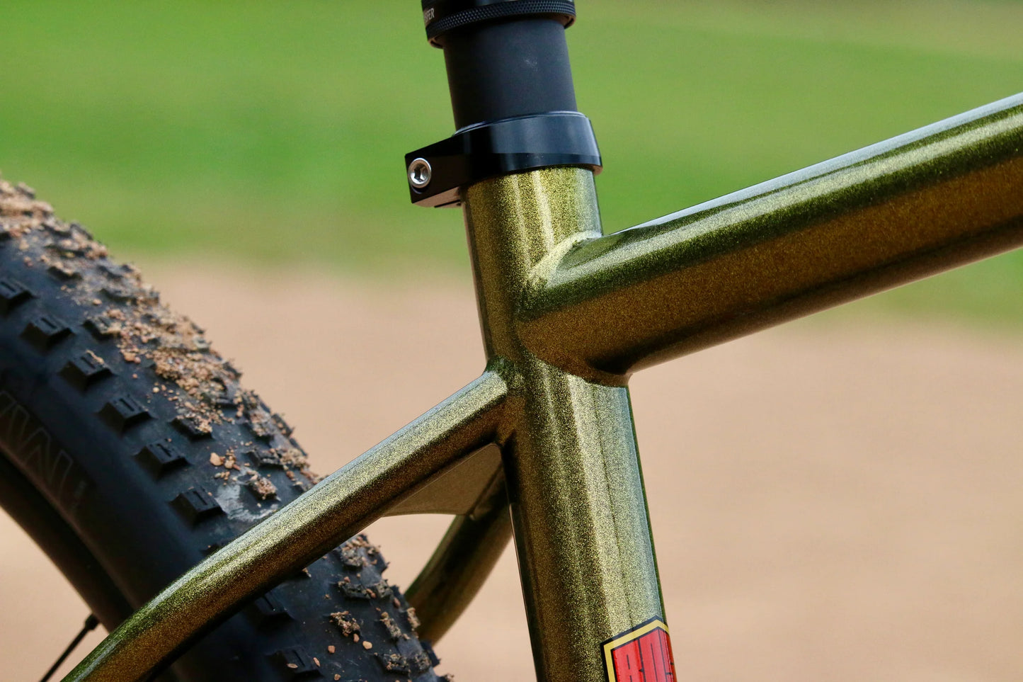 NEW Wilde Dark Star Steel Hardtail Mountain Bike - Gold Metal Flake and Sparkle Black