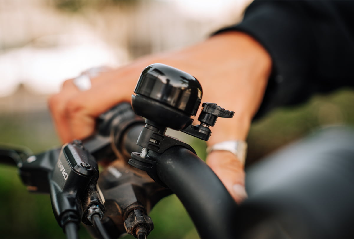 NEW Aventon Bell - Black