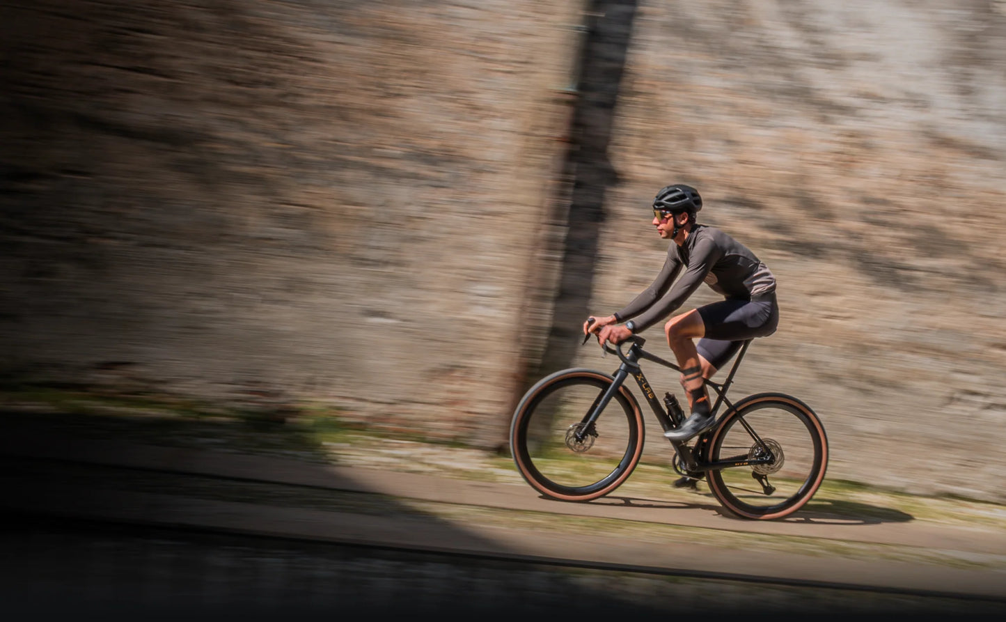 NEW X-LAB GT8 Carbon Gravel / Adventure Bike - Shimano GRX RX717 Di2 1x12 Speed, Carbon Wheels