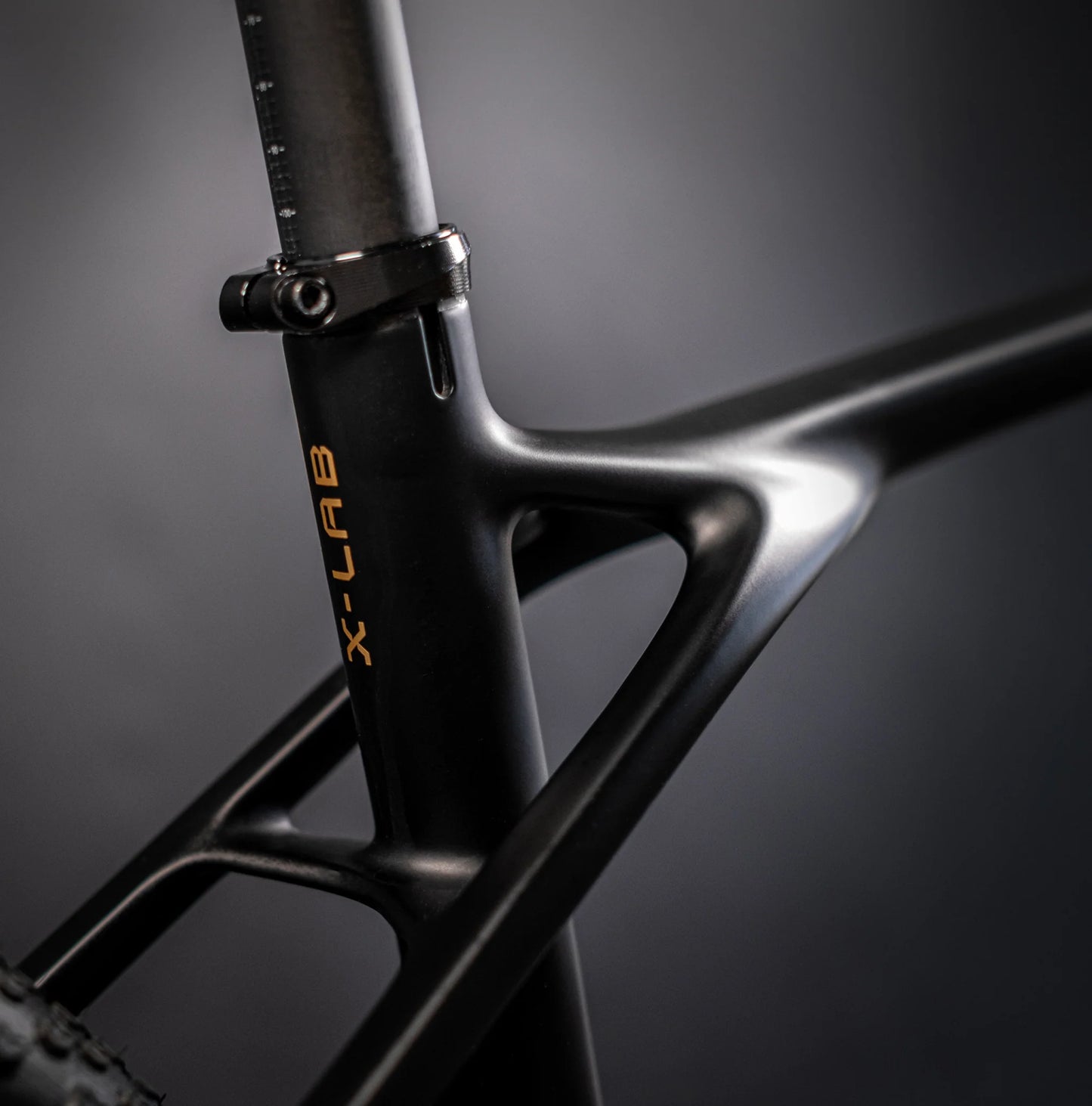 NEW X-LAB GT8 Carbon Gravel / Adventure Bike - Shimano GRX RX717 Di2 1x12 Speed, Carbon Wheels
