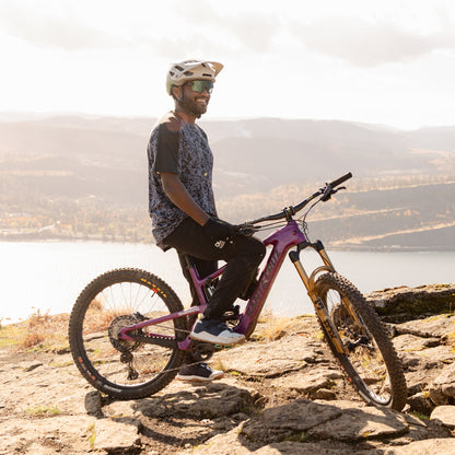 NEW Smith Payroll MIPS MTB Helmet