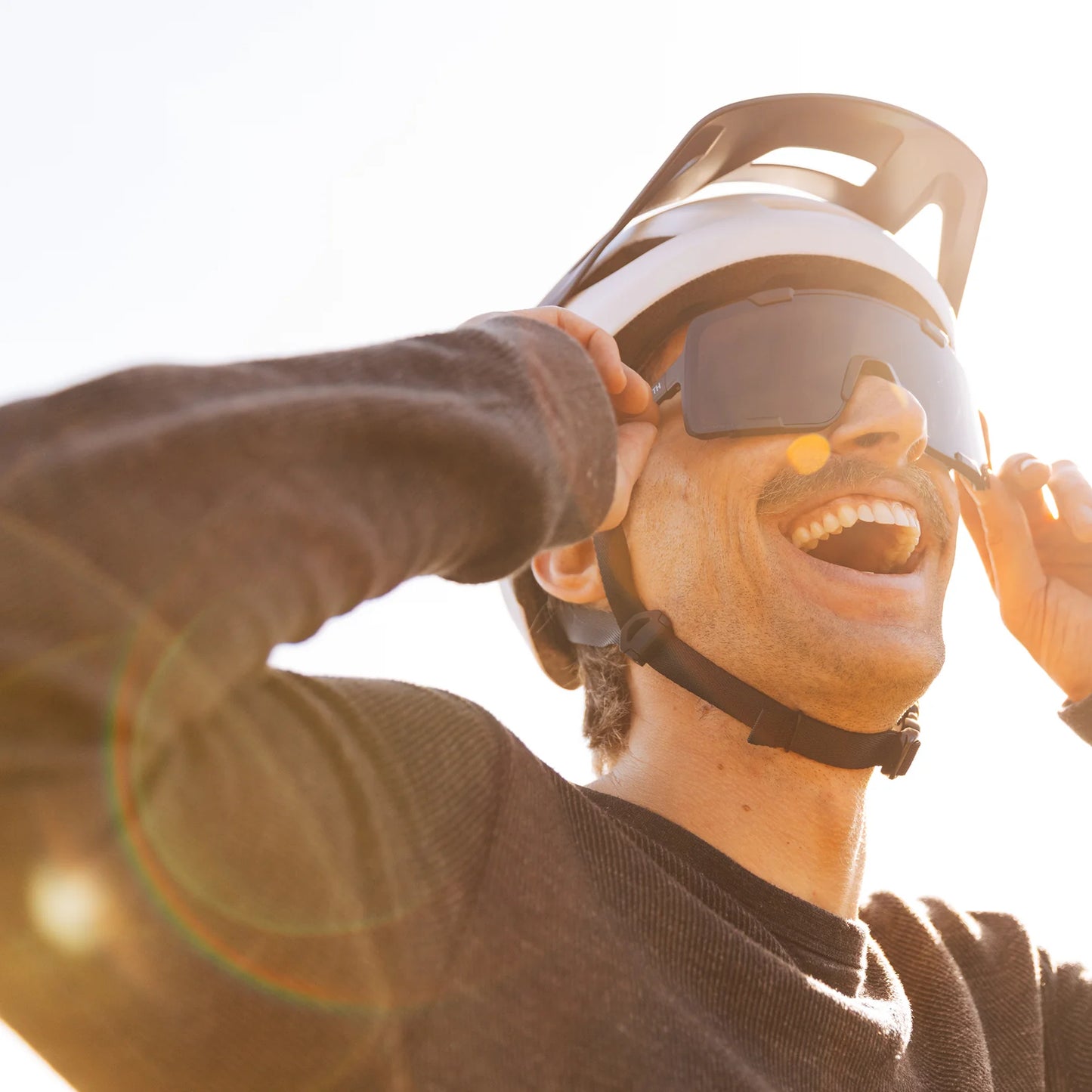 NEW Smith Pilot MIPS MTB Helmet