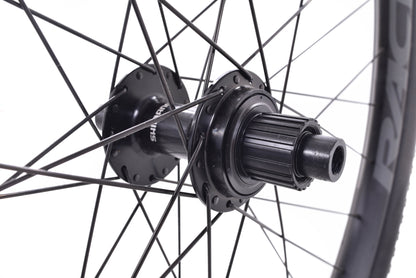 NEW TAKE OFF Raceface AR Offset 30 Boost 29" Wheelset Microspline 110/148mm, CL Disc + Maxxis Ikon 29x2.2 Tires