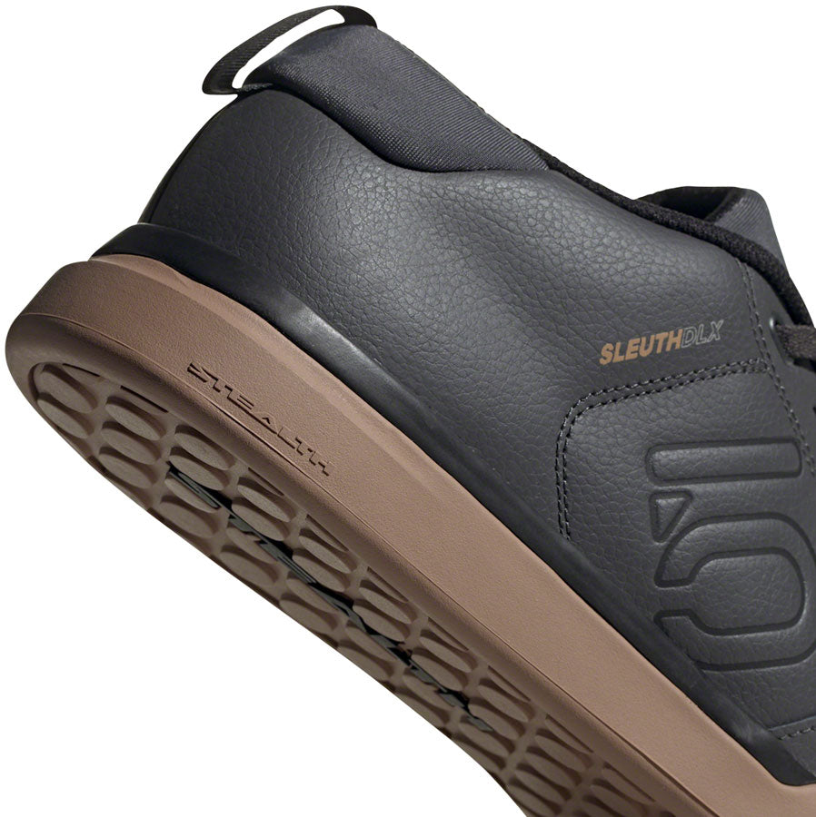 NEW Five Ten Sleuth DLX Mid Flat Shoe - Men's Grey Six/Core